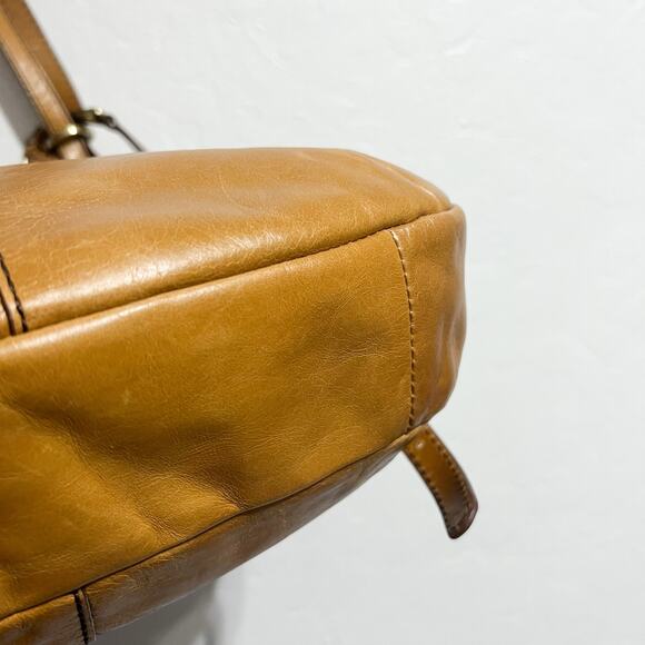 HOBO Merrin Convertible Shoulder Bag Backpack Honey Tan Leather Zippers Purse - Picture 4 of 11